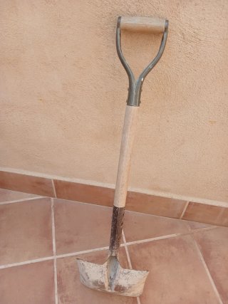Pala de obra robusta