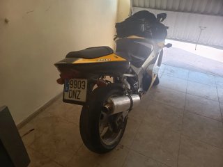 Suzuki GSXR 750 K1