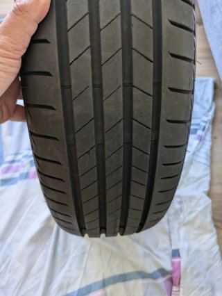 Neumático Bridgestone Turanza T005 185/65 R15 88H