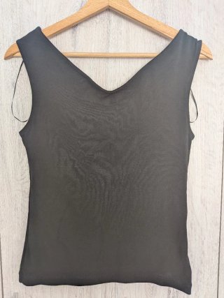 Remera sin mangas ZARA XL negro