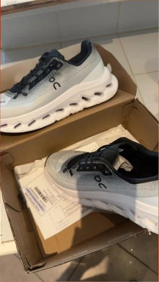 ON Cloudtilt Talla 44 Gris/Blanco