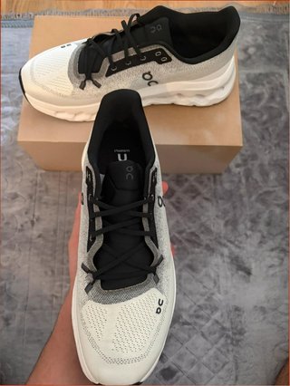 On Cloudtilt Talla 43 Negro/Marfil