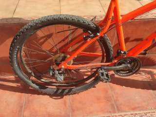 Bicicleta Naranja BTWIN para Reparar