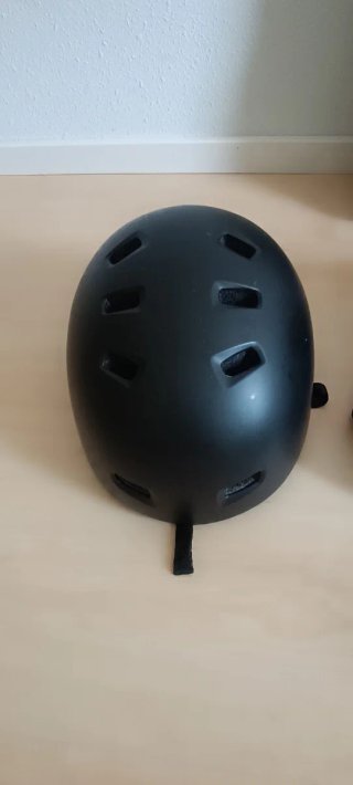 Kit Patinaje Completo: Patines, Casco y Proteccion