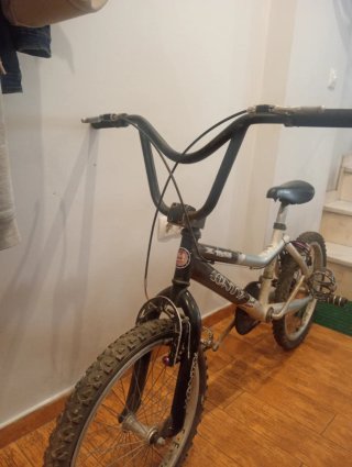 Bicicleta BMX Monty 129