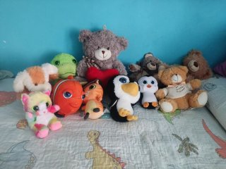 Lote de peluches variados