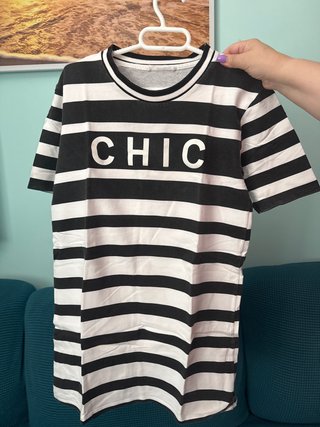 Camiseta CHIC rayas blanco y negro