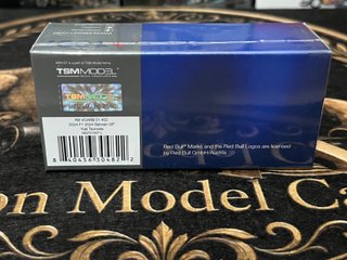 RB VCARB 01 #22 Yuki Tsunoda MINI GT 1/64