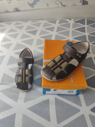Sandalias niño Barritos beige y marrón Talla 30
