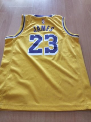 Camiseta Lakers 23