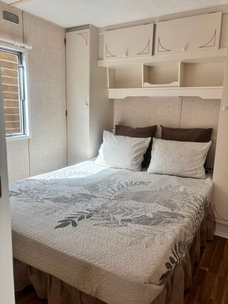 Casa móvil 3 habitaciones suelo nuevo laminado