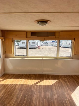 Casa móvil 3 habitaciones suelo nuevo laminado