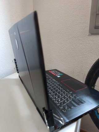 MSI GE73 7RD.