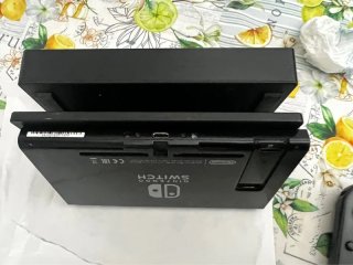 Nintendo Switch + Accessori Originali