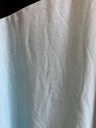 Maglioncino nero e azzurro