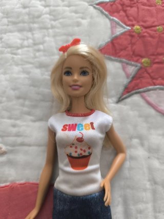 Barbie Pastelera con Vestido Azul