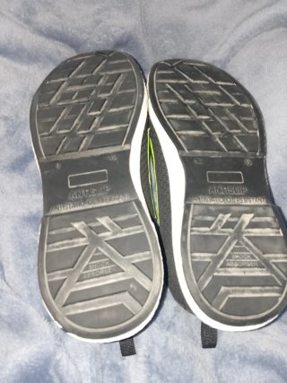 Zapatillas Power Negras y Verdes