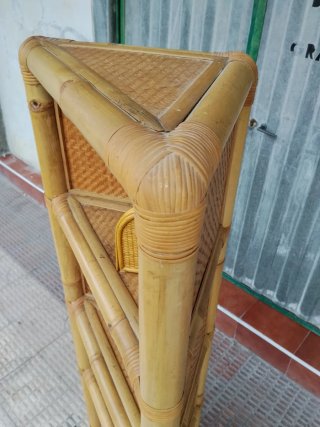 Estantería esquinera de bambú + porta rollos wc