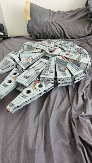 Lego Star Wars Halcón Milenario 75105
