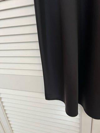 Falda midi Lefties negra talla M