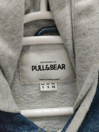 Chaqueta Vaquera Pull&Bear con Capucha Gris