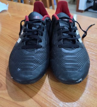 Botas Adidas Predator 18.4 FxG Negras Rojas