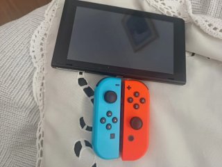 Nintendo Switch Azul y Rojo