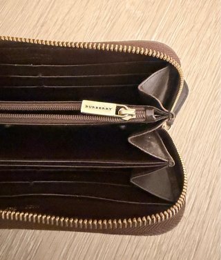 Cartera con cremallera de Burberry