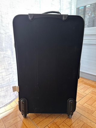 Maleta negra de 2 ruedas