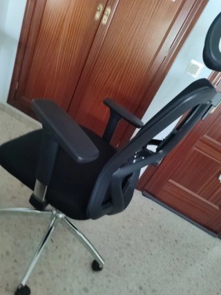 Silla ergonómica Ticova regulable NEGOCIABLE