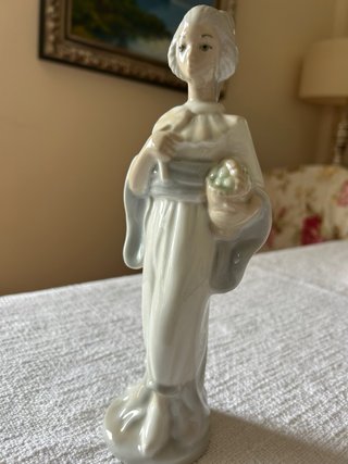 Figura Nao Lladró Joven Oriental