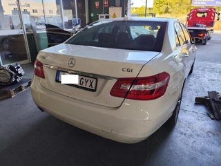 Colector mercedes-benz a2710903037 clase e 226498