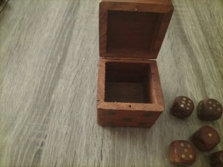 Dado gigante in legno