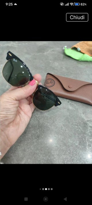 Occhiali da sole Ray-Ban neri e oro