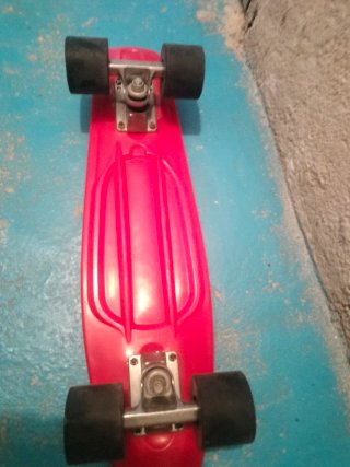 Skate rojo penny board