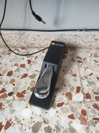 Teclado Casio CDP-S100 con mueble