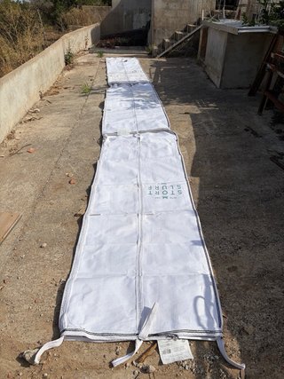 Bajante flexible para escombros