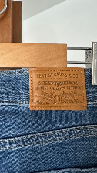Levi's T24 High-Rise Straight Jeans