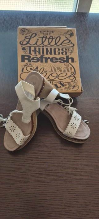 Sandalias Refresh piel Talla 41 Beige/Blanco