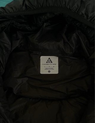 Chaqueta Nike ACG Lunar Lake Negra