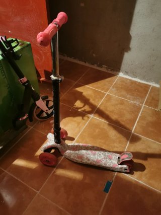 Patinete 3 ruedas infantil con luces led