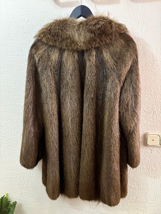 Abrigo de pelo marrón