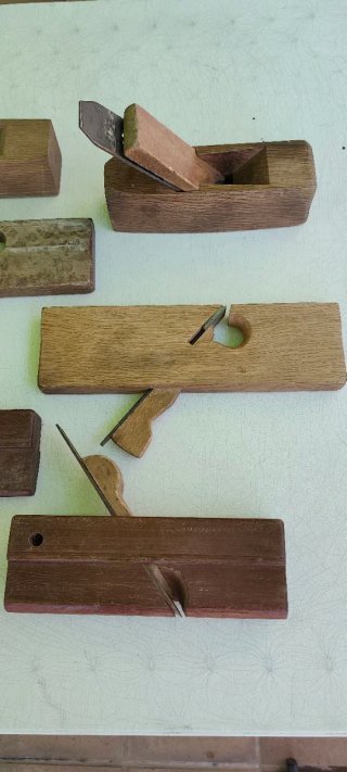 6 cepillos carpintero antiguos, de madera