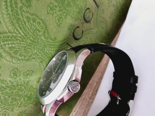 Reloj Gucci Serpiente. Nuevo