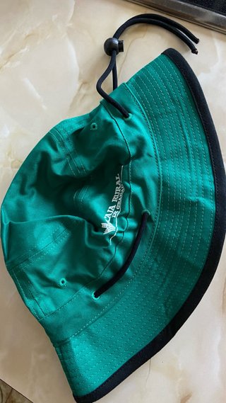 Mochila silleta y pala senderismo