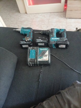 Taladro Percutor y Atornillador Makita 18V