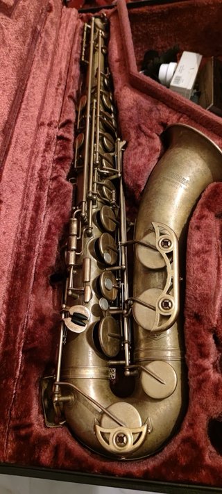 Saxofón Tenor Yamaha YTS-62 Deslacado