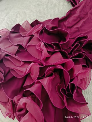 Traje de flamenca rosa y morado