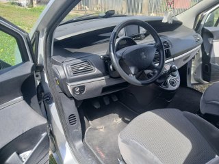Peugeot 807 2012