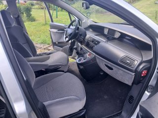 Peugeot 807 2012